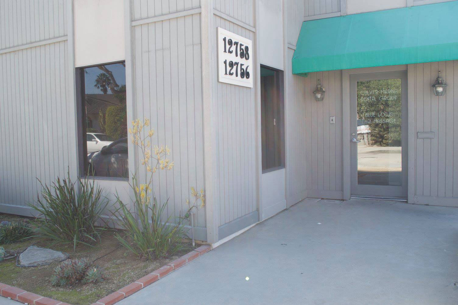 Los Angeles Cosmetic Dentist